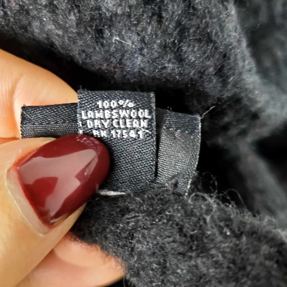 UGG Lambswool scarf Black unisex - Picture 9 of 9